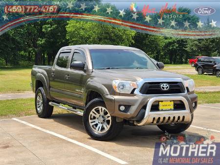 2015 Toyota Tacoma Base