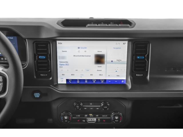 2024 Ford Bronco Black Diamond photo 9