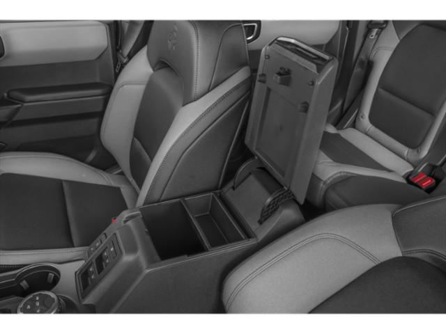 2024 Ford Bronco Black Diamond photo 12