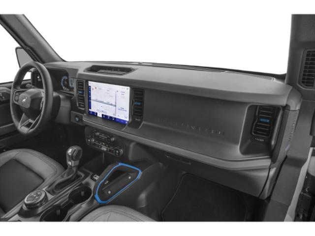 2024 Ford Bronco Black Diamond photo 13