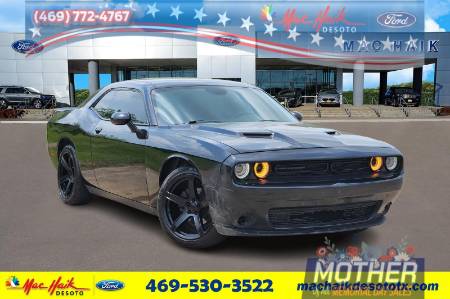 2016 Dodge Challenger SXT