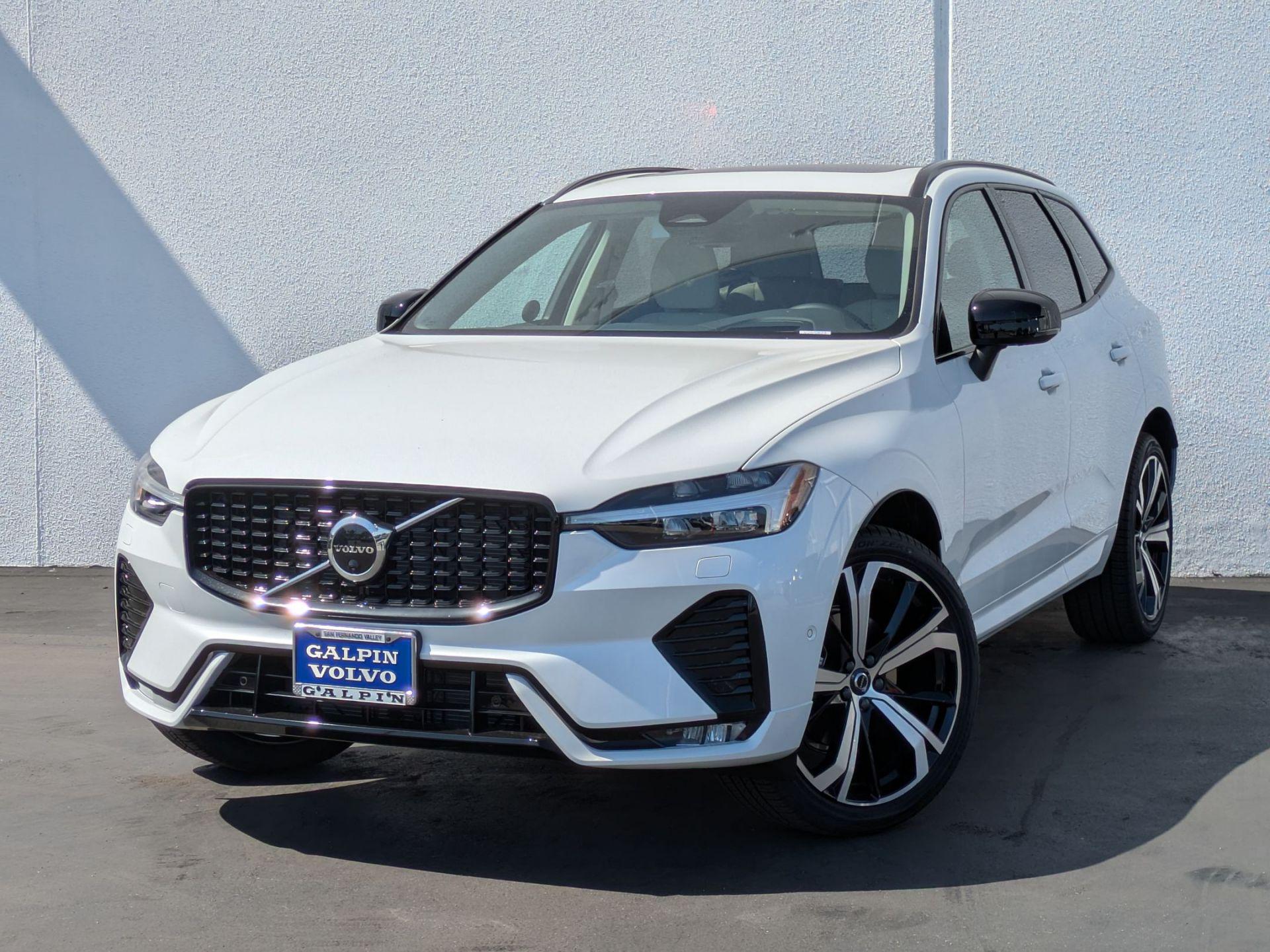New 2025 Volvo XC60 B5 Ultra