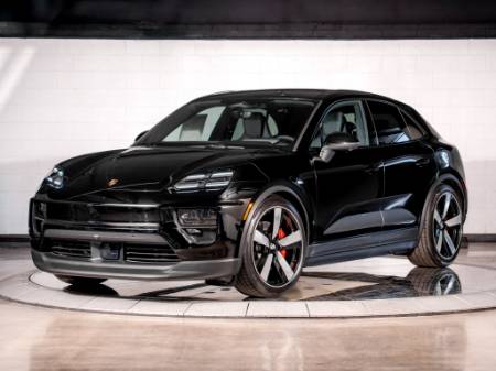 2025 Porsche Macan EV 4S