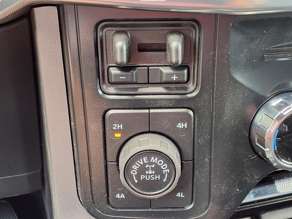2025 Ford F-150 Lariat - Photo 17