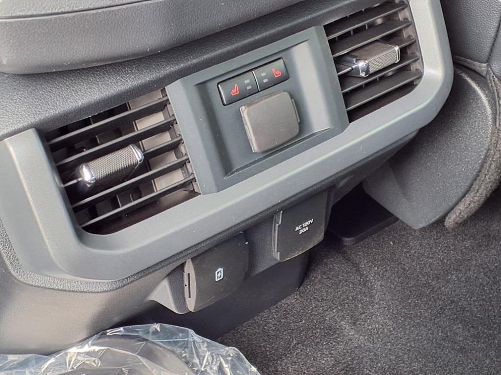 2025 Ford F-150 Lariat - Photo 25