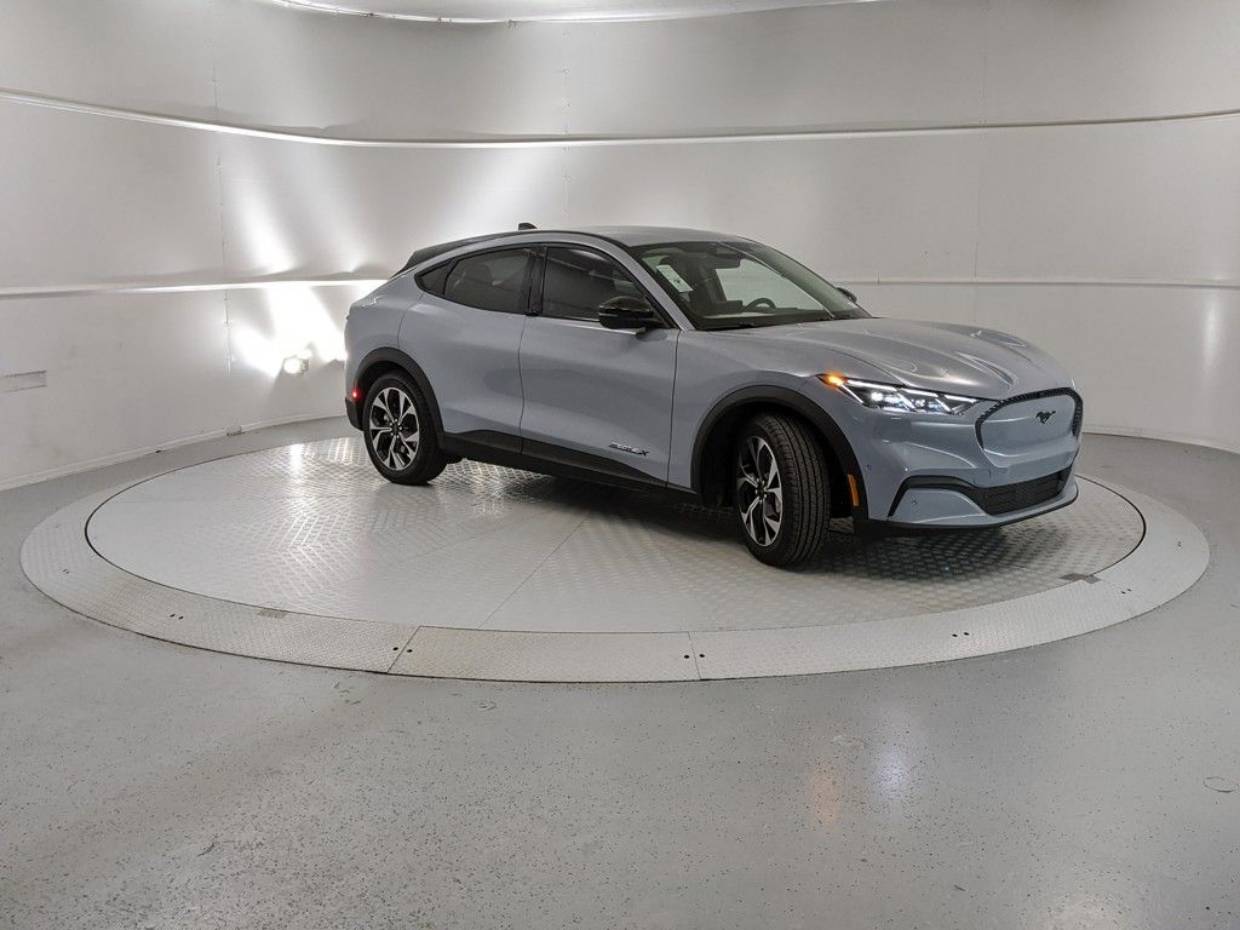 2024 Ford Mustang Mach-E Select AWD's photo