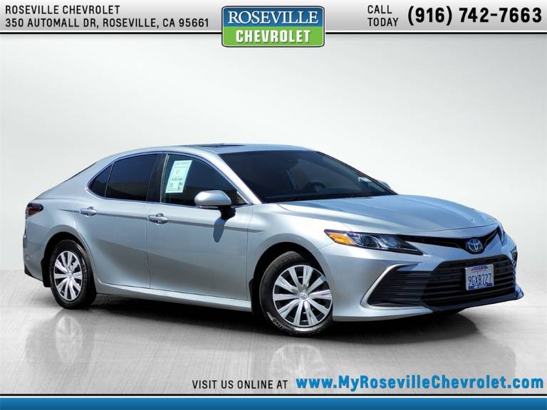 2023 Toyota Camry Hybrid LE