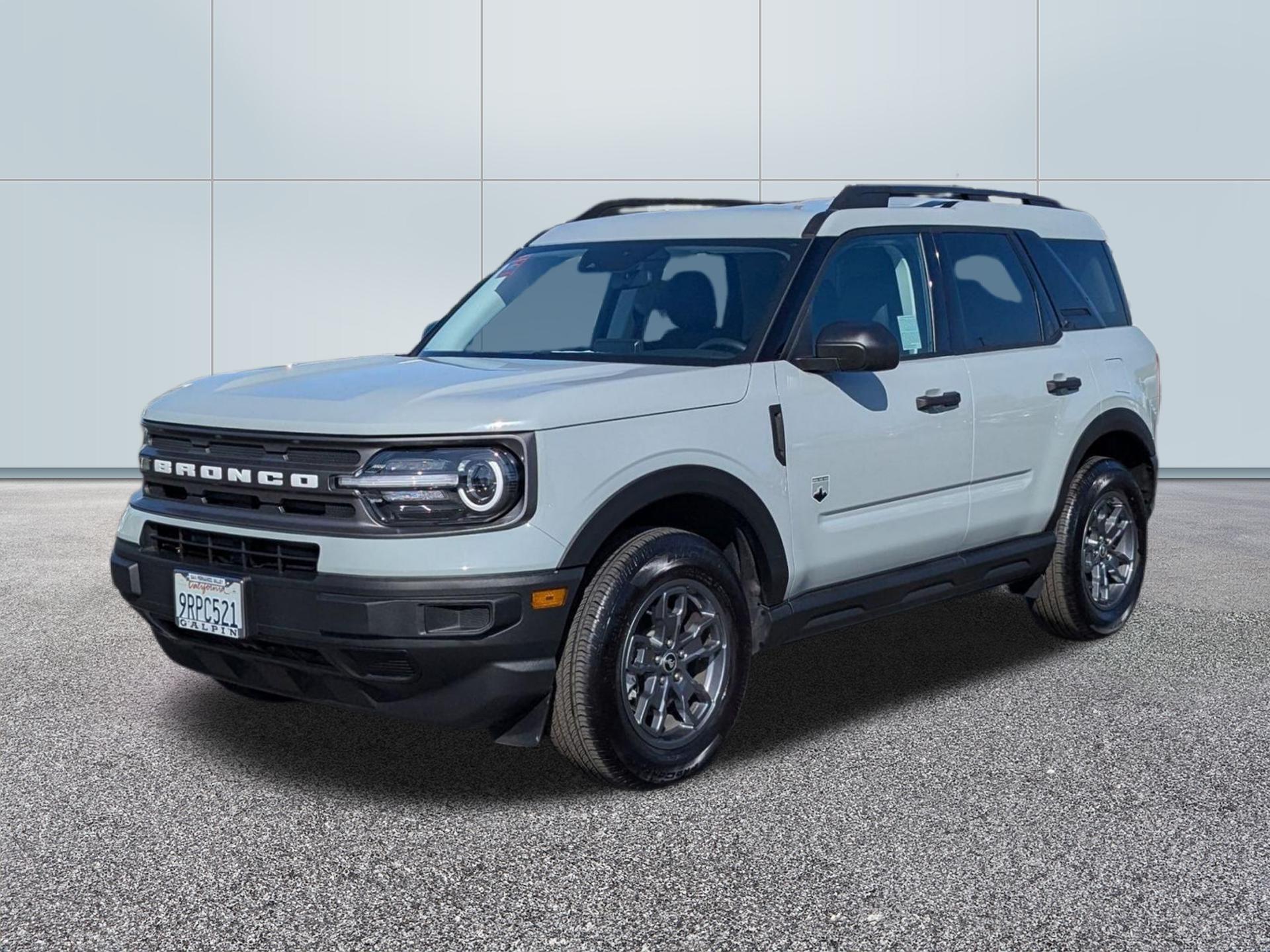 2024 Ford Bronco Sport Outer Banks photo 2