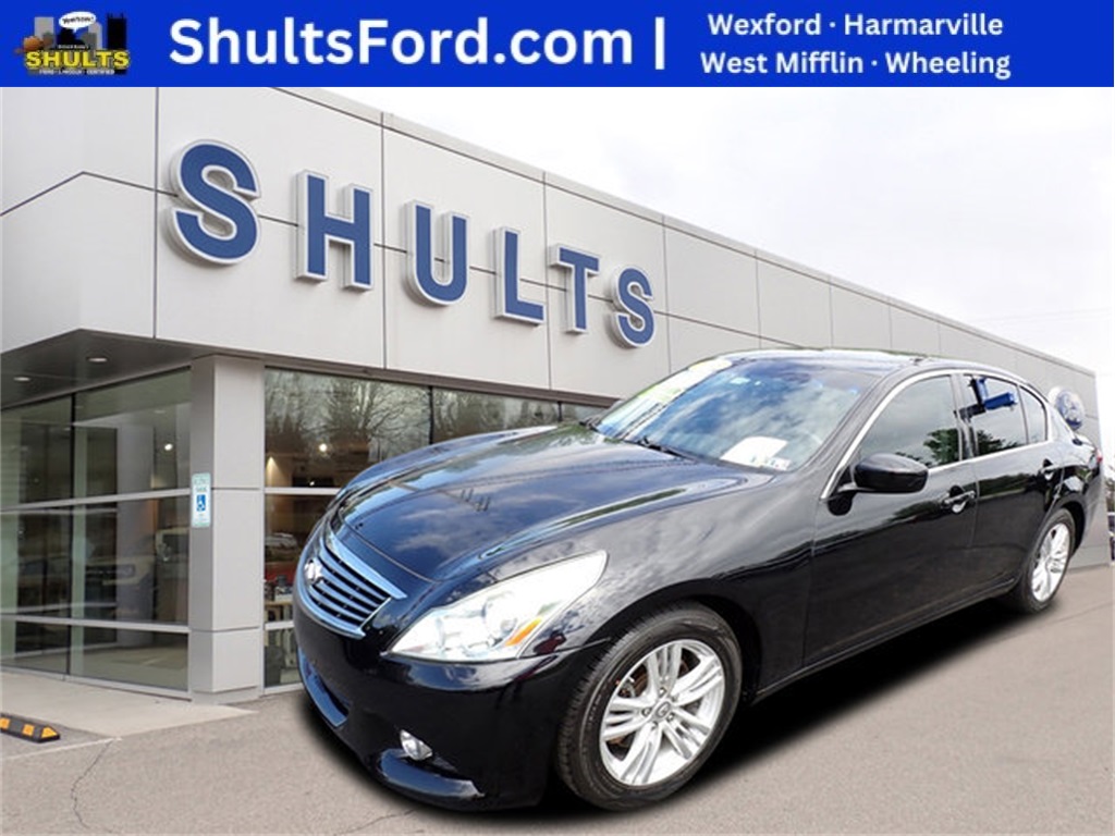 Used 2013 INFINITI G37 Journey