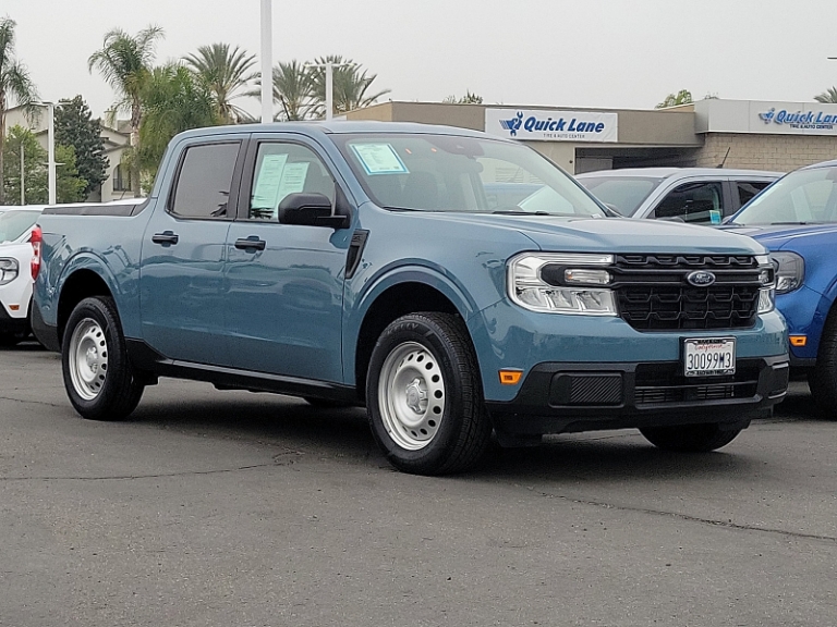 2022 Ford Maverick XL