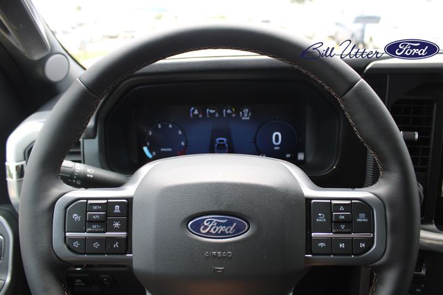 2025 Ford F-150 Lariat photo 13
