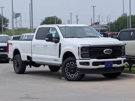 2025 Ford Super Duty F-350 SRW Platinum