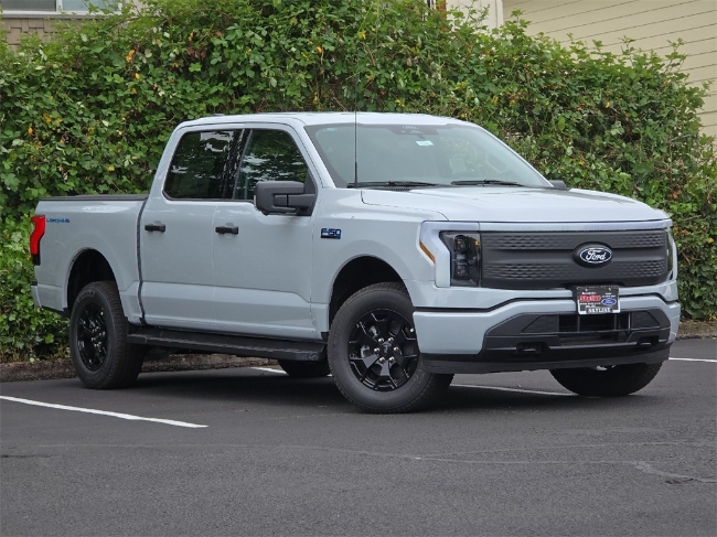 2025 Ford F-150 Lightning XLT
