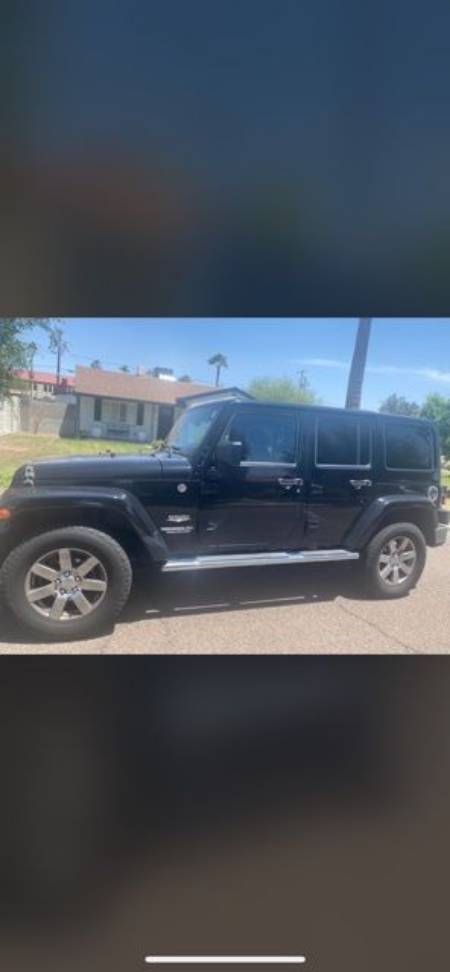 2013 Jeep Wrangler Unlimited Sahara
