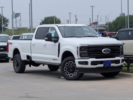 2025 Ford Super Duty F-350 SRW Platinum