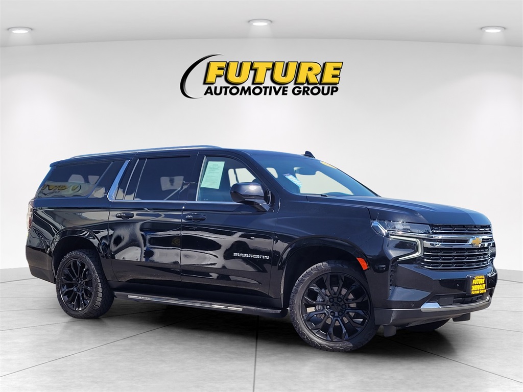 2023 Chevrolet Suburban LT