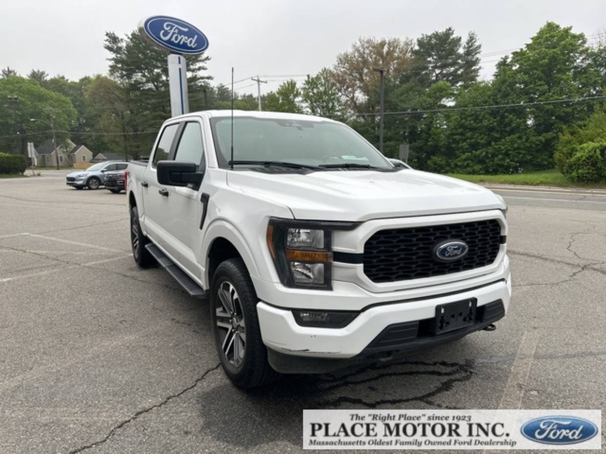 2023 Ford F-150 XL's photo