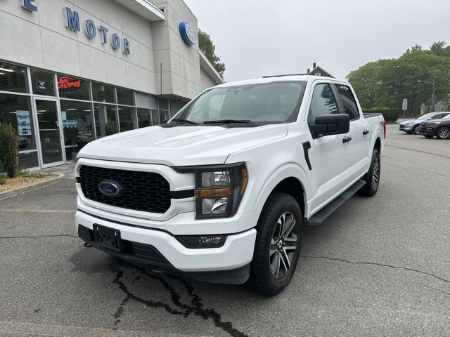 2023 Ford F-150 XL photo 3