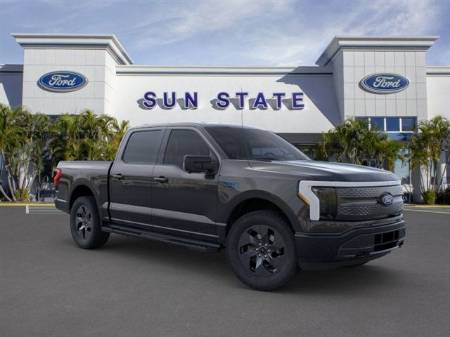 2025 Ford F-150 Lightning Flash