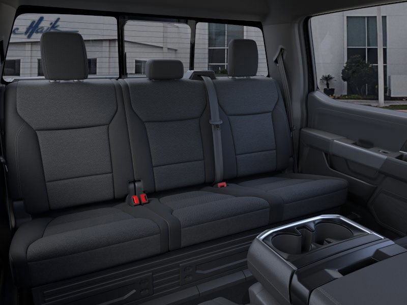 2025 Ford F-150 XLT photo 3