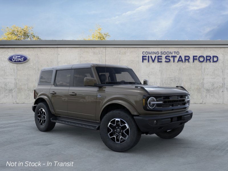 2025 Ford Bronco Outer Banks