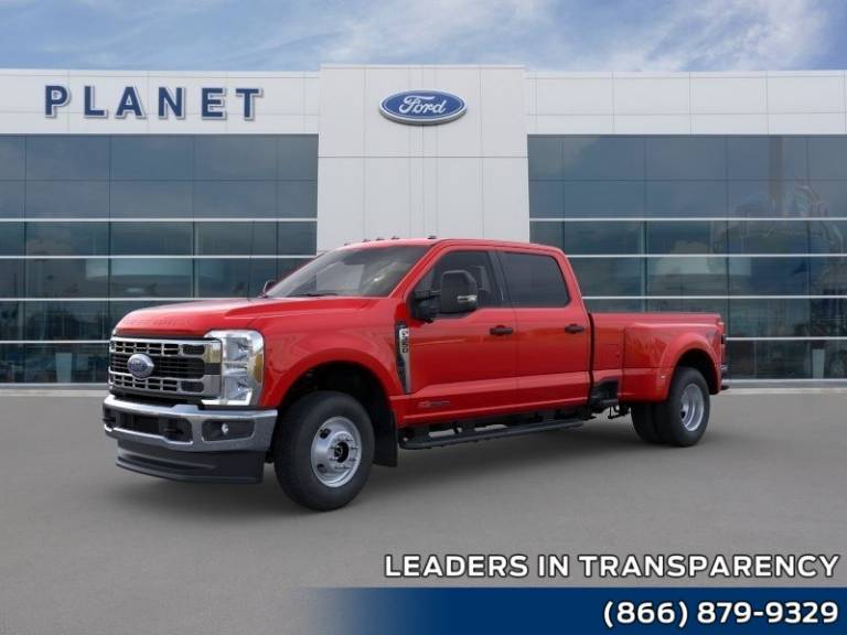 2025 Ford Super Duty F-350 DRW XLT 4WD Crew Cab 8' Box