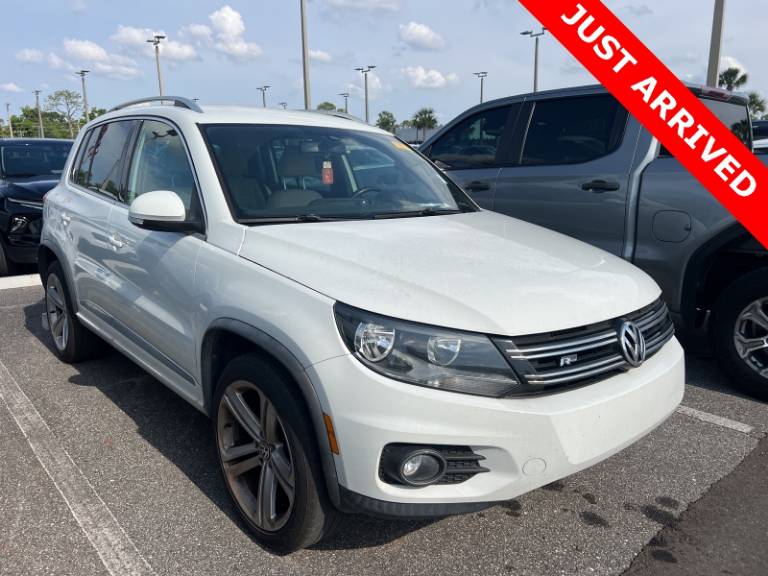 2016 Volkswagen Tiguan R-Line