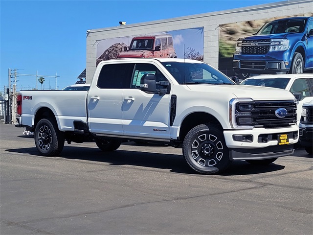2025 Ford F-350SD Platinum