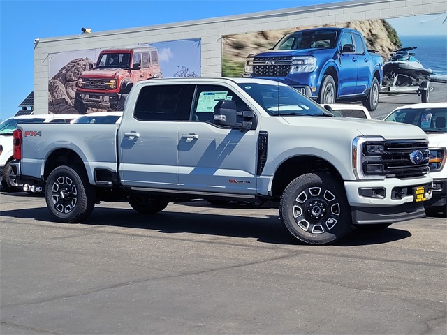 2025 Ford F-350SD Platinum