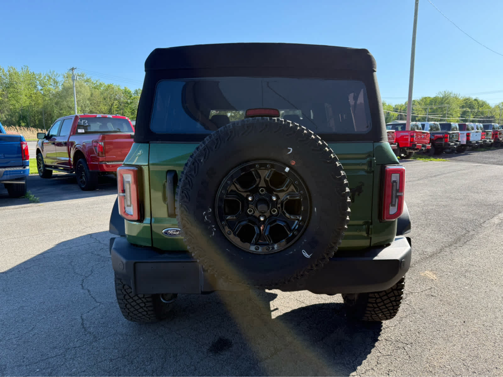 2024 Ford Bronco Wildtrak photo 2