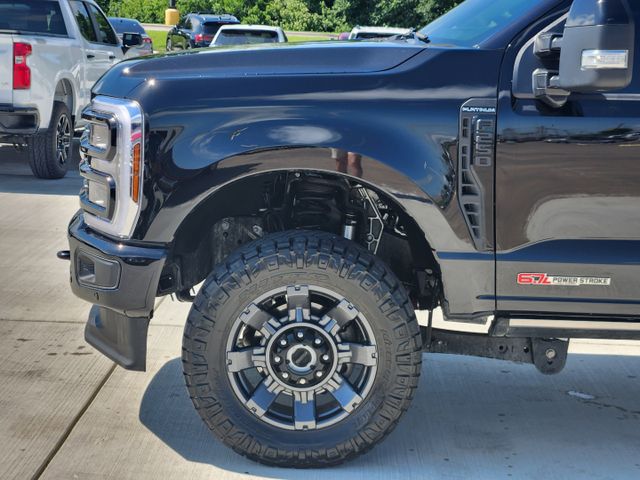 2025 Ford F-250 Platinum photo 8