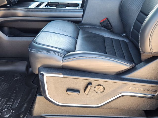 2025 Ford F-250 Platinum photo 22