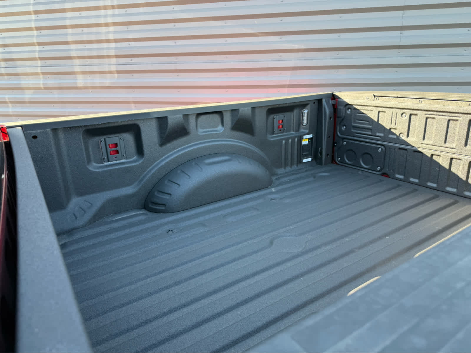 2025 Ford F-350 Super Duty XLT - Photo 7