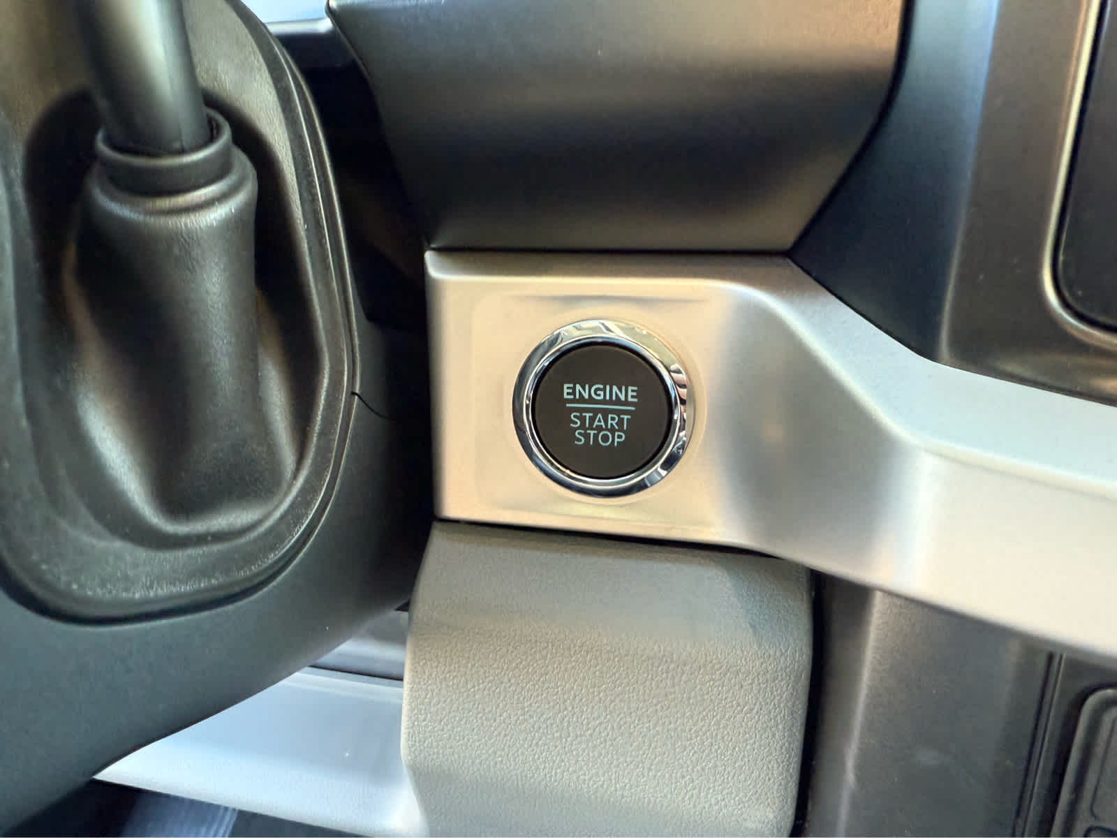 2025 Ford F-350 Super Duty XLT - Photo 17