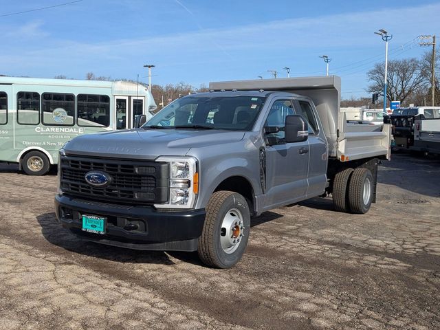 2023 Ford F-350 photo 7