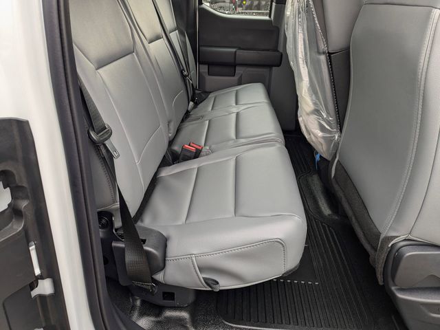 2024 Ford F-450 photo 19