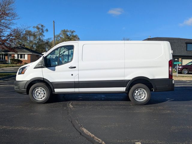 2024 Ford Transit photo 5
