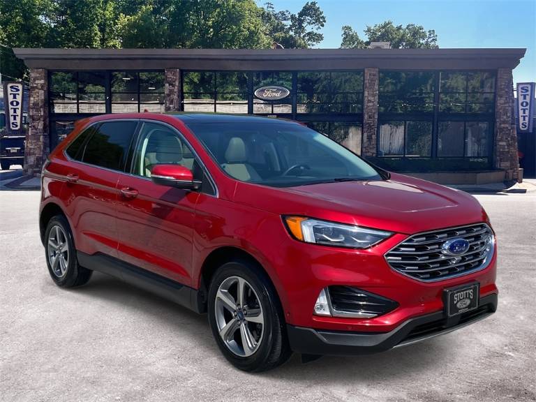2020 Ford Edge Titanium