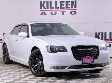 2018 Chrysler 300 Touring