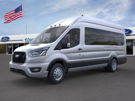 2025 Ford Transit Passenger Wagon XLT