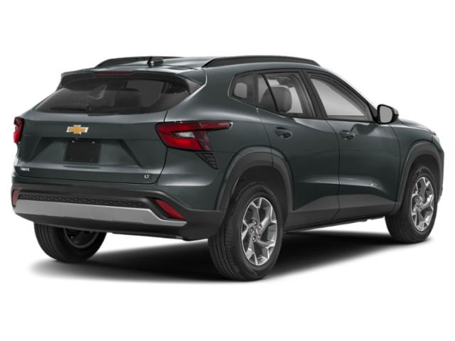 2025 Chevrolet Trax LT photo 2