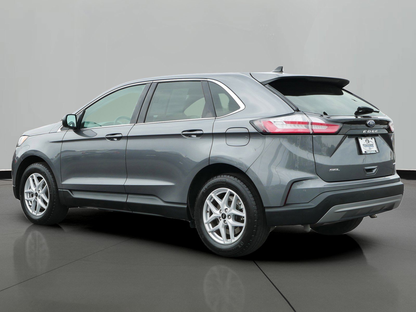 Used 2024 Ford Edge SEL with VIN 2FMPK4J97RBA77565 for sale in St. Cloud, Minnesota