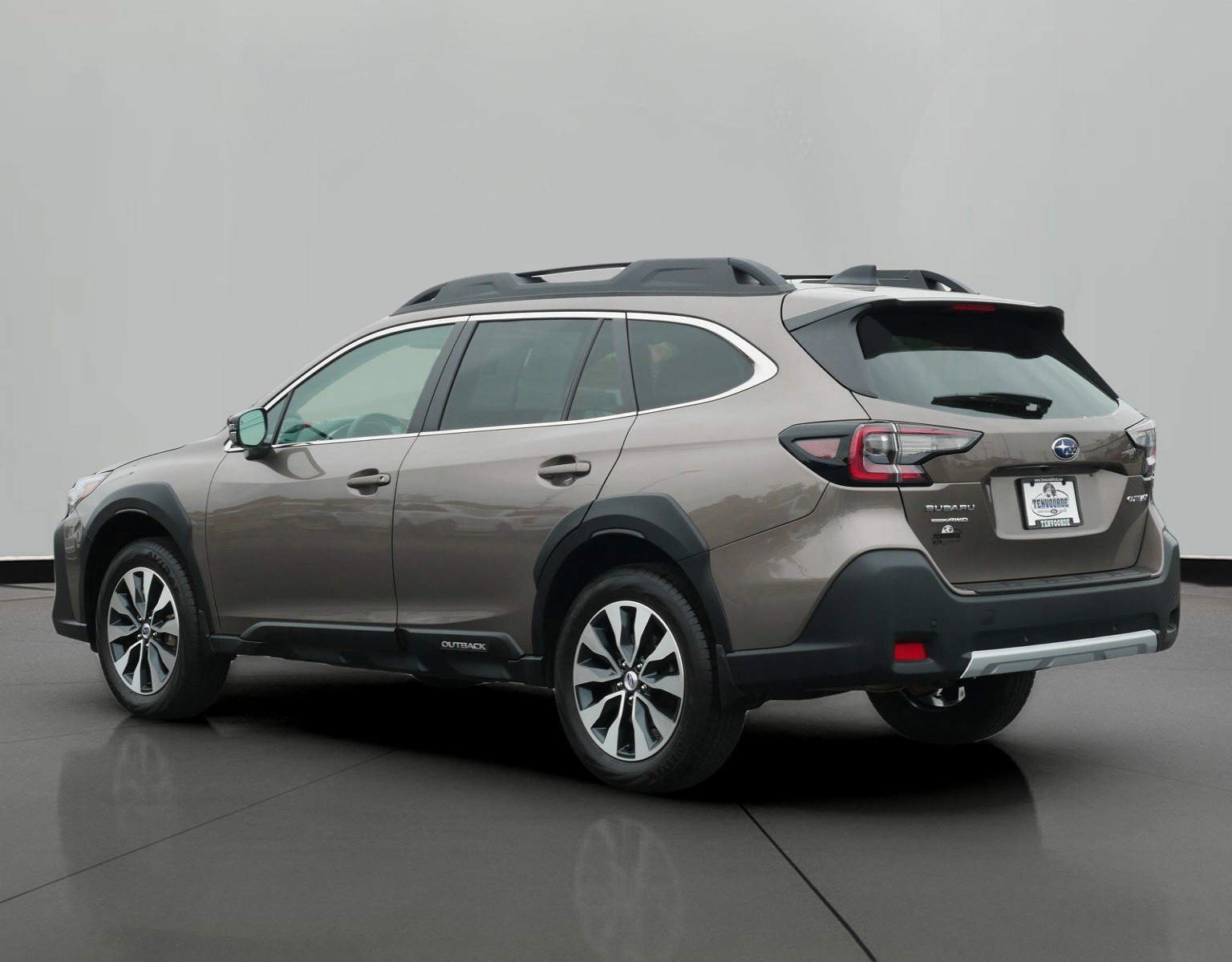 Used 2024 Subaru Outback Limited with VIN 4S4BTANC7R3238850 for sale in St. Cloud, Minnesota