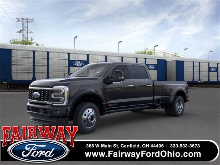 2025 Ford F-450SD Platinum