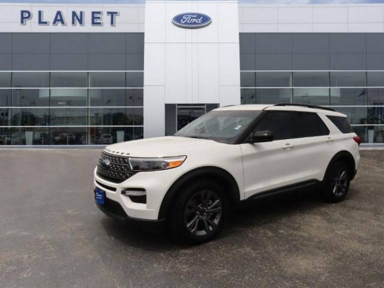 2023 Ford Explorer XLT RWD