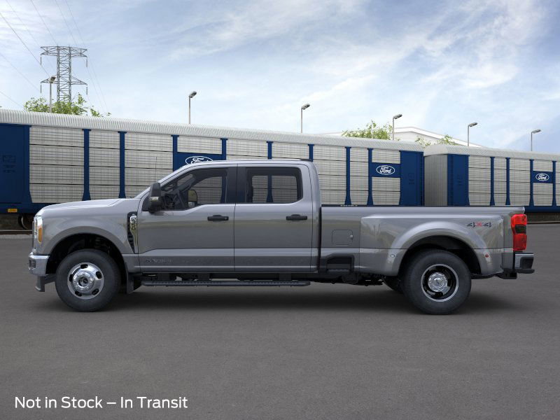 New 2025 Ford Super Duty F-350 DRW XL