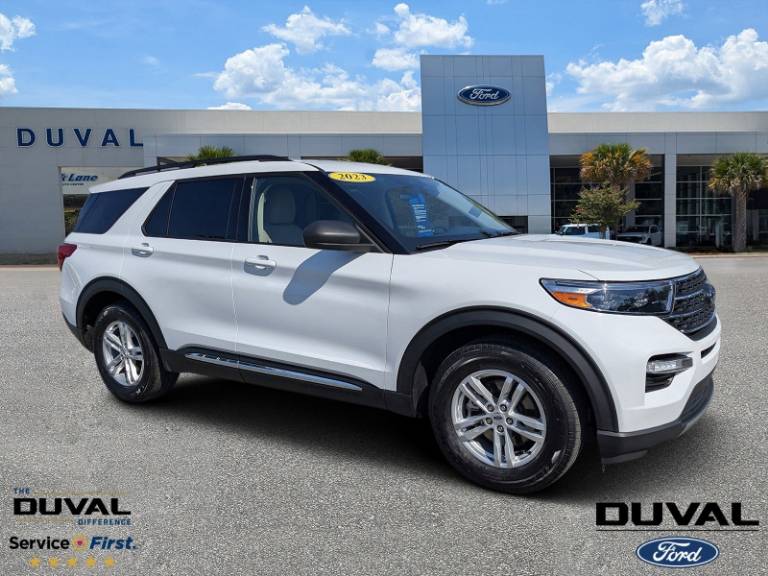 2023 Ford Explorer XLT
