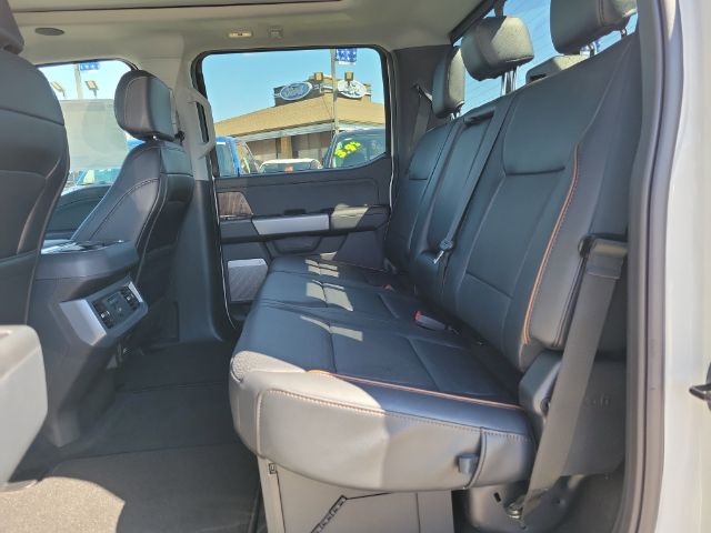 2025 Ford F-250 Super Duty Lariat - Photo 13