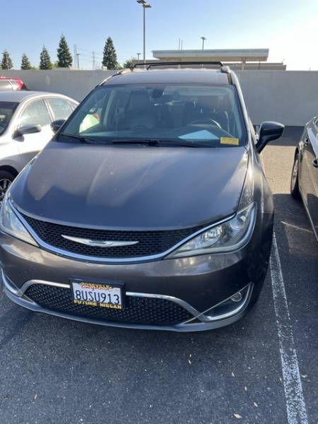 2018 Chrysler Pacifica Touring L