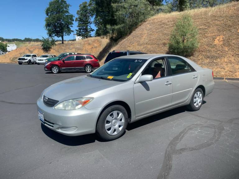 2004 Toyota Camry LE
